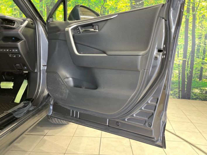 2021 Toyota RAV4 PHV 6LA-AXAP54 (UW-69f06676a3c84)[5]