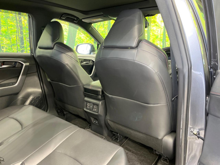 2021 Toyota RAV4 PHV 6LA-AXAP54 (UW-69f06676a3c84)[22]