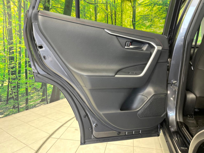 2021 Toyota RAV4 PHV 6LA-AXAP54 (UW-69f06676a3c84)[7]