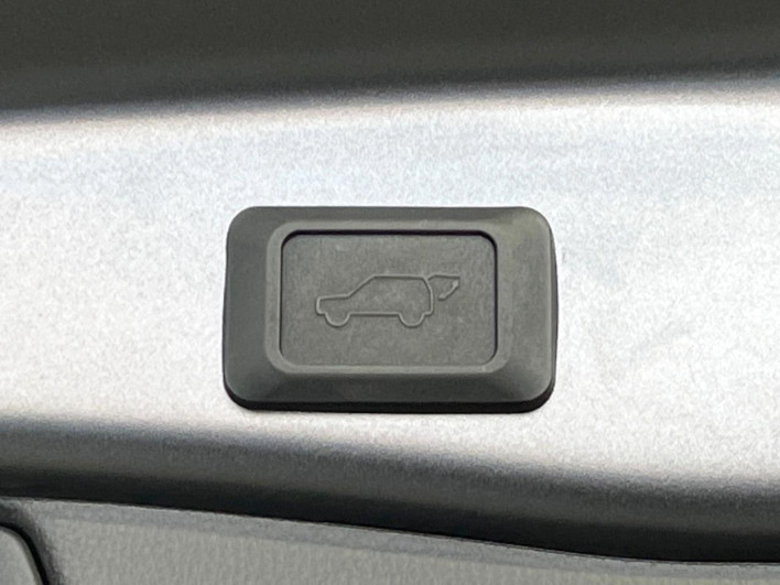 2021 Toyota RAV4 PHV 6LA-AXAP54 (UW-69f06676a3c84)[16]