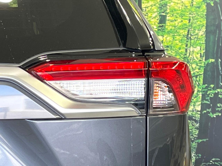 2021 Toyota RAV4 PHV 6LA-AXAP54 (UW-69f06676a3c84)[14]