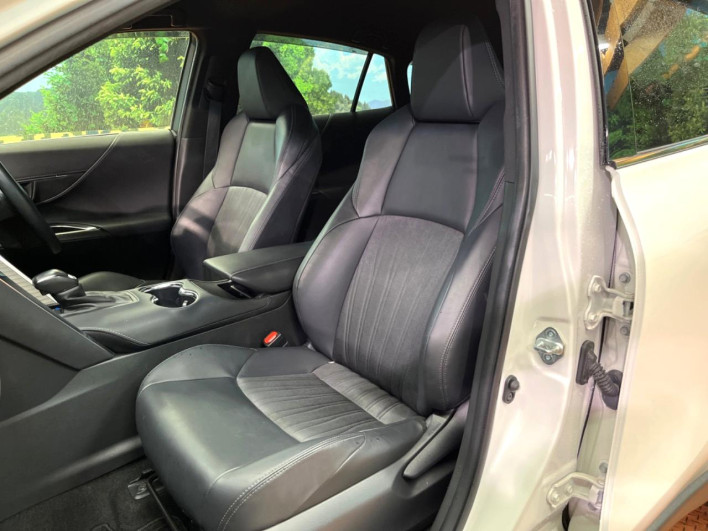 2020 Toyota Harrier Hybrid 6AA-AXUH80 (UW-69f0667732f9d)[10]