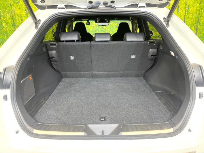 2020 Toyota Harrier Hybrid 6AA-AXUH80 (UW-69f06677c3ce9)[29]