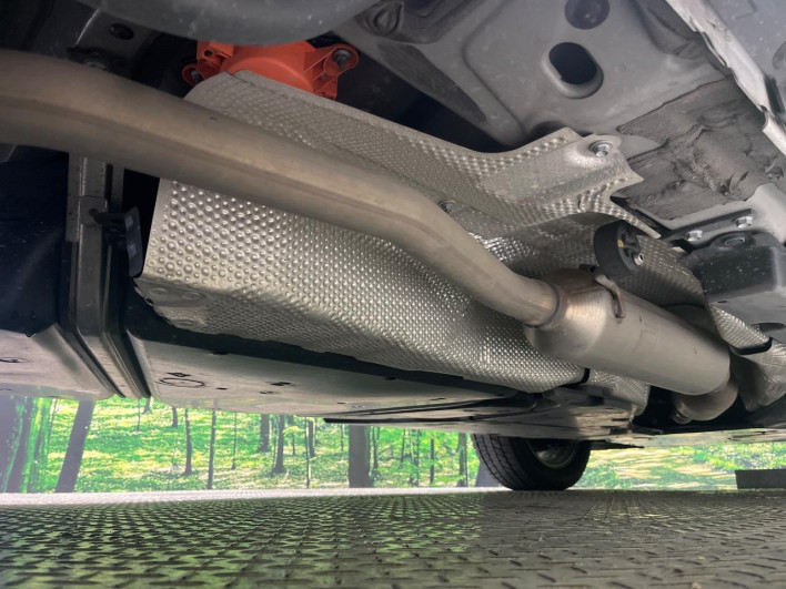 2023 Toyota Harrier Hybrid 6AA-AXUH80 (UW-69f066790b7ca)[13]