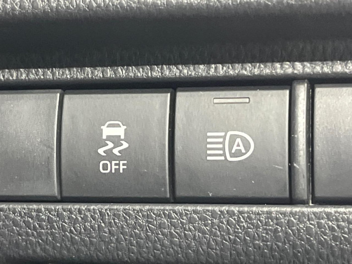 2023 Toyota Harrier Hybrid 6AA-AXUH80 (UW-69f066790b7ca)[19]