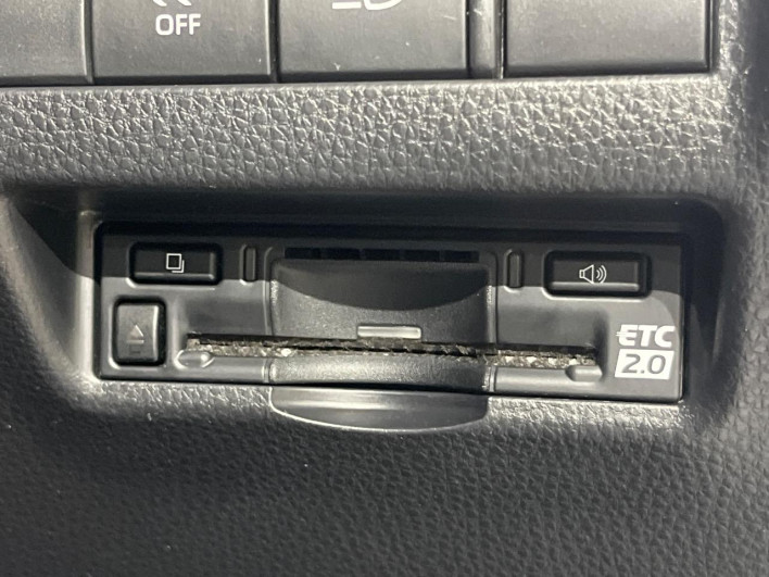 2023 Toyota Harrier Hybrid 6AA-AXUH80 (UW-69f066790b7ca)[21]