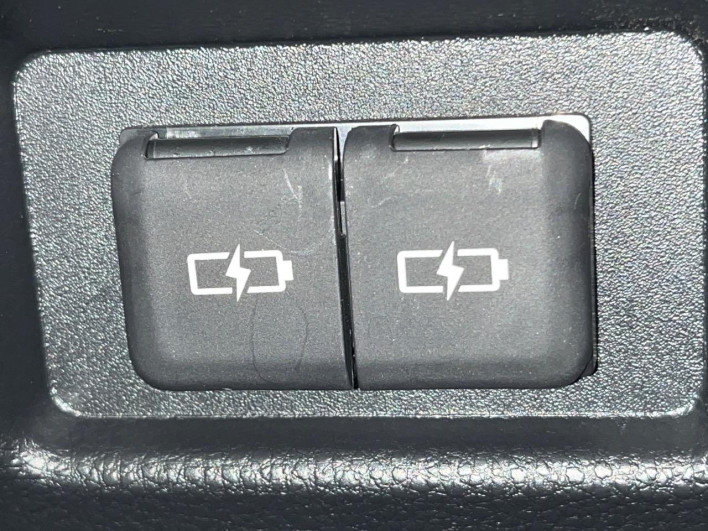 2023 Toyota Harrier Hybrid 6AA-AXUH80 (UW-69f066790b7ca)[15]