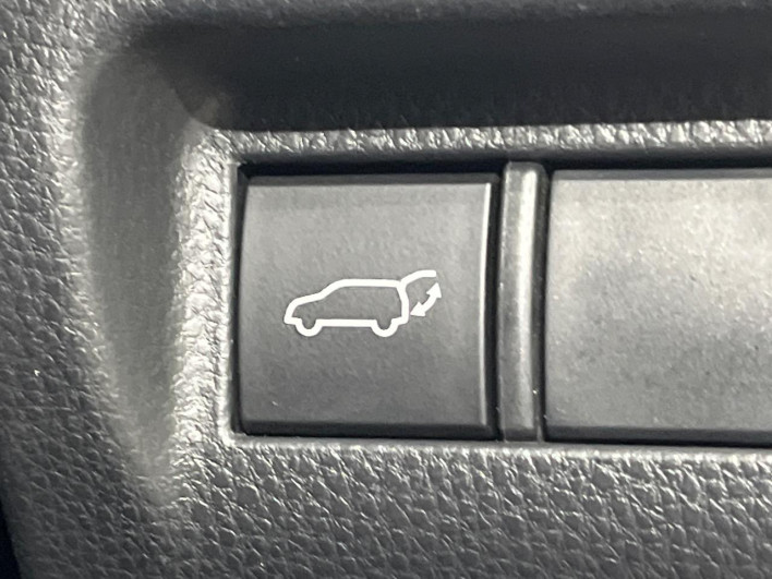 2023 Toyota Harrier Hybrid 6AA-AXUH80 (UW-69f066790b7ca)[20]