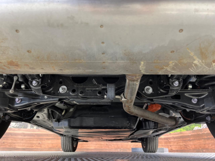 2023 Toyota Harrier Hybrid 6AA-AXUH80 (UW-69f06679109d9)[18]