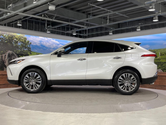 2023 Toyota Harrier Hybrid 6AA-AXUH80 (UW-69f06679109d9)[12]