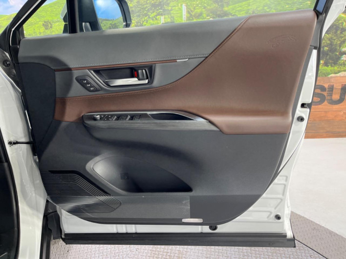 2023 Toyota Harrier Hybrid 6AA-AXUH80 (UW-69f06679109d9)[23]