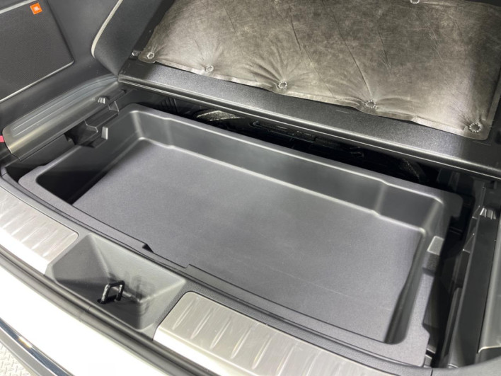 2023 Toyota Harrier Hybrid 6AA-AXUH80 (UW-69f06679109d9)[15]