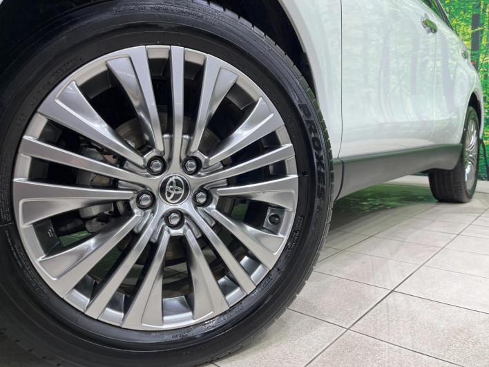 2023 Toyota Harrier Hybrid 6AA-AXUH80 (UW-69f0667aa4680)[12]