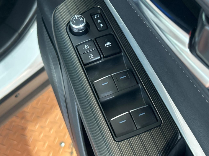 2024 Toyota Harrier Hybrid 6AA-AXUH80 (UW-69f0667b377a3)[4]