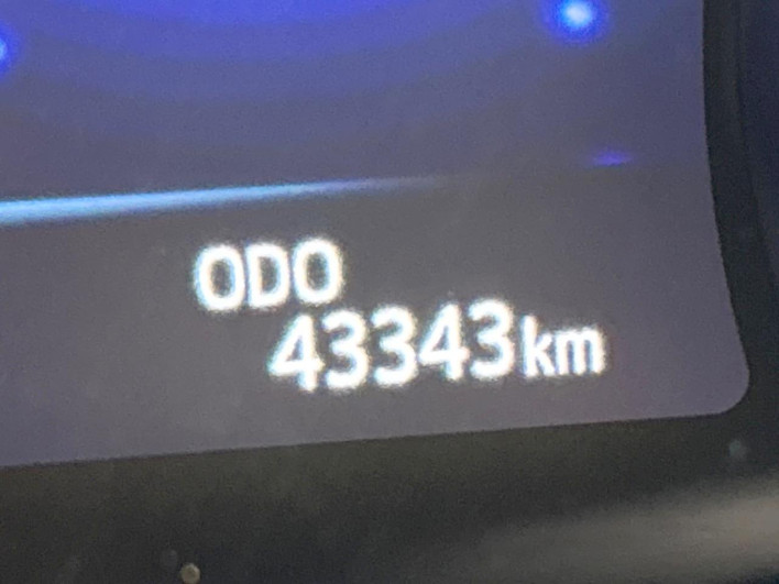 2017 Toyota Camry DAA-AXVH70 (UW-69f0667be42f0)[2]