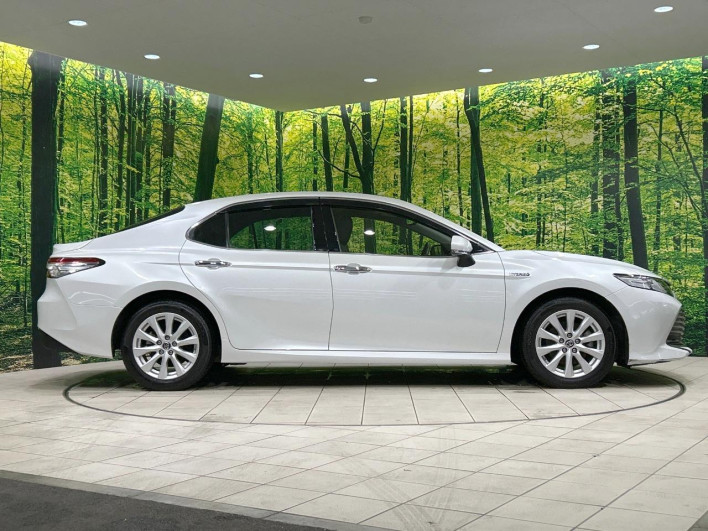 2017 Toyota Camry DAA-AXVH70 (UW-69f0667be42f0)[9]