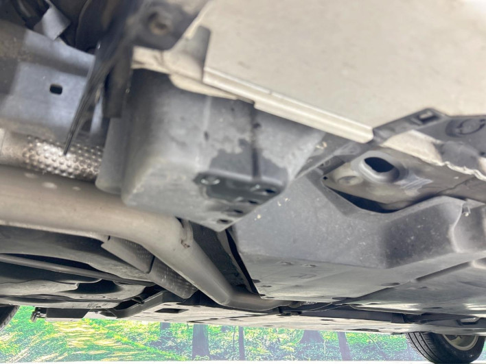 2017 Toyota Camry DAA-AXVH70 (UW-69f0667be42f0)[25]