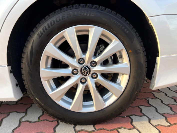 2017 Toyota Camry DAA-AXVH70 (UW-69f0667c87092)[23]