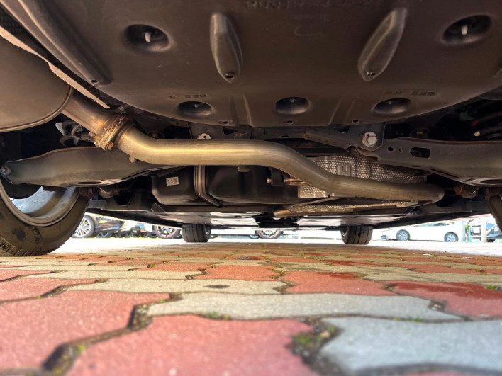 2017 Toyota Camry DAA-AXVH70 (UW-69f0667c87092)[20]