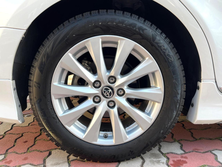 2017 Toyota Camry DAA-AXVH70 (UW-69f0667c87092)[17]