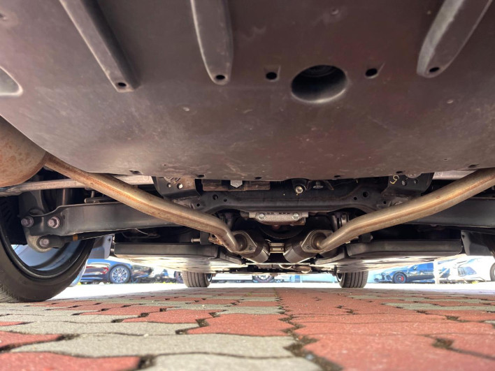 2019 Toyota Crown Hybrid 6AA-AZSH20 (UW-69f0667e9f231)[19]