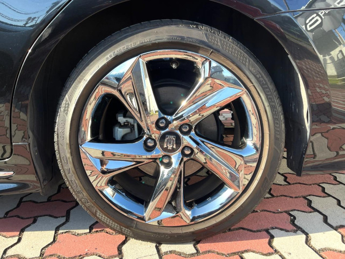 2019 Toyota Crown Hybrid 6AA-AZSH20 (UW-69f0667e9f231)[22]