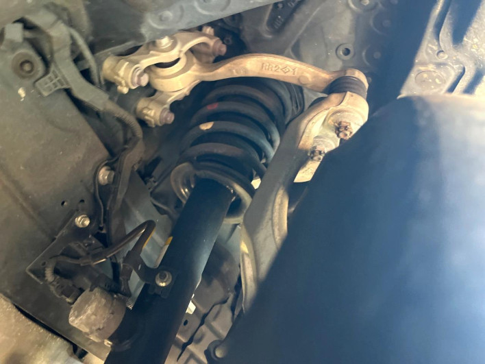 2019 Toyota Crown Hybrid 6AA-AZSH20 (UW-69f0667e9f231)[14]