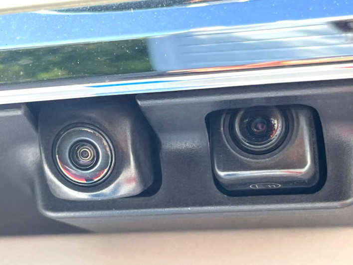 2019 Toyota Crown Hybrid 6AA-AZSH20 (UW-69f0667ea0a30)[23]