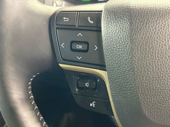 2025 Toyota Crown Sports 6AA-AZSH36W (UW-69f0667fe8ad3)[12]