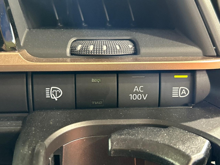 2025 Toyota Crown Sports 6AA-AZSH36W (UW-69f0667fe8ad3)[6]