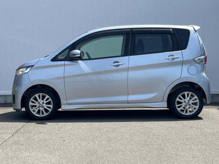 2013 Nissan Days DBA-B21W (UW-69f0668493ee0)[5]