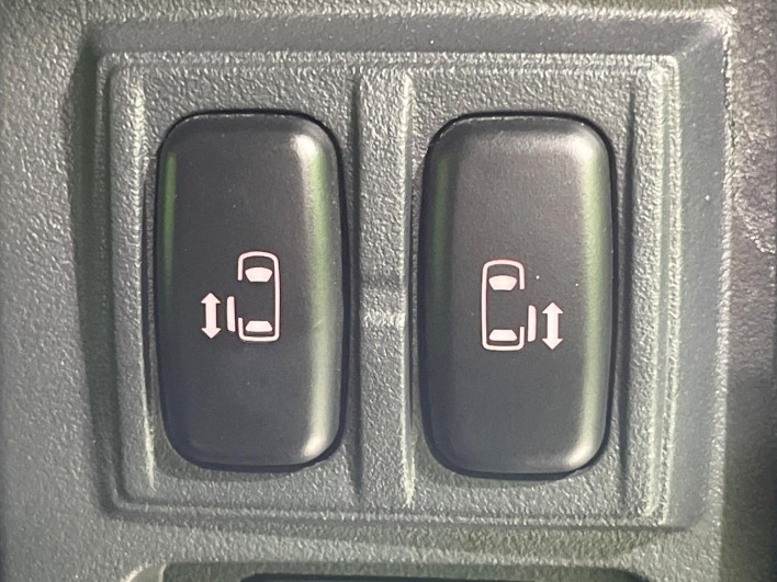 2018 Mitsubishi Delica D:5 LDA-CV1W (UW-69f06692a8f7e)[27]