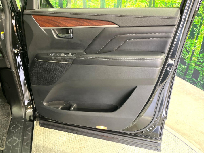 2022 Mitsubishi Delica D:5 3DA-CV1W (UW-69f06694251b0)[29]