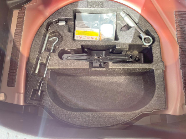 2019 Mazda Mazda2 6BA-DJLFS (UW-69f0669ccd6fc)[28]