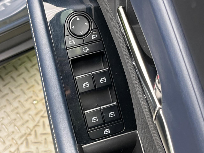 2019 Mazda CX-30 3DA-DM8P (UW-69f0669f9a82a)[22]