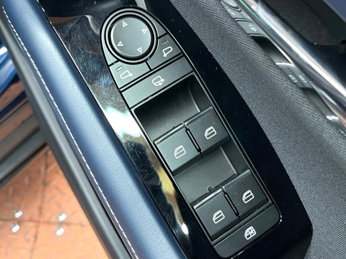 2023 Mazda CX-30 5AA-DMEJ3P (UW-69f066a0c1ad4)[20]