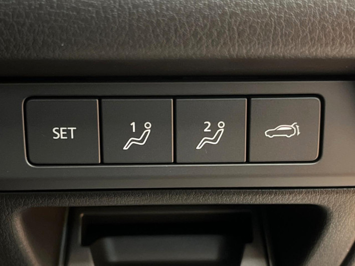 2023 Mazda CX-30 5AA-DMEJ3P (UW-69f066a0c1ad4)[26]