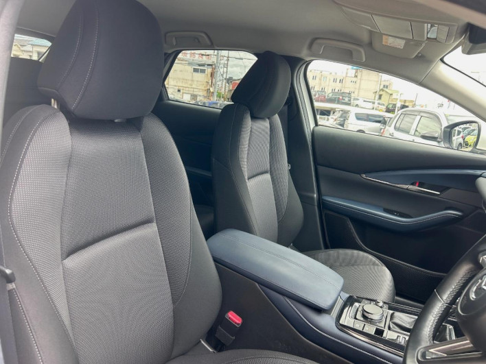 2021 Mazda CX-30 5BA-DMEP (UW-69f066a0d533a)[13]