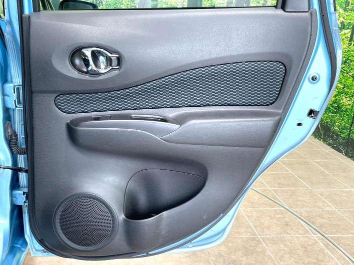 2015 Nissan Note DBA-E12 (UW-69f066a19b635)[6]