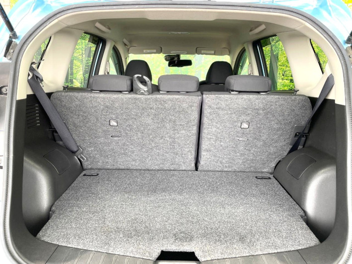 2015 Nissan Note DBA-E12 (UW-69f066a19b635)[17]