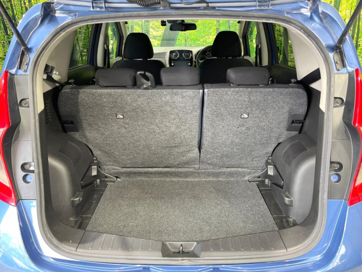 2015 Nissan Note DBA-E12 (UW-69f066a1a0cdf)[4]