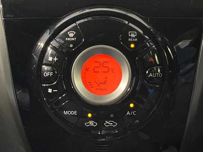 2015 Nissan Note DBA-E12 (UW-69f066a1a0cdf)[24]