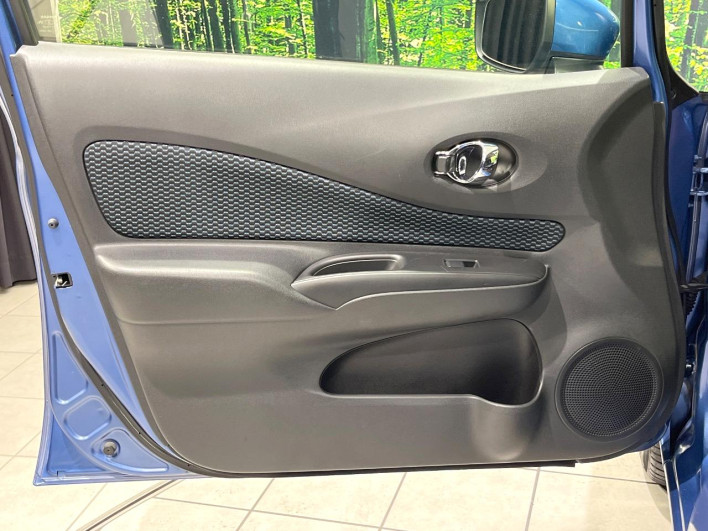 2015 Nissan Note DBA-E12 (UW-69f066a1a0cdf)[11]