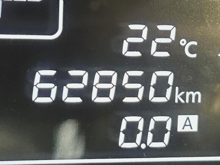 2015 Nissan Note DBA-E12 (UW-69f066a29dc29)[2]