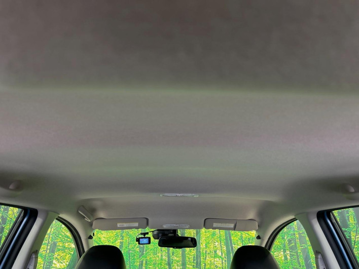 2015 Nissan Note DBA-E12 (UW-69f066a29dc29)[18]