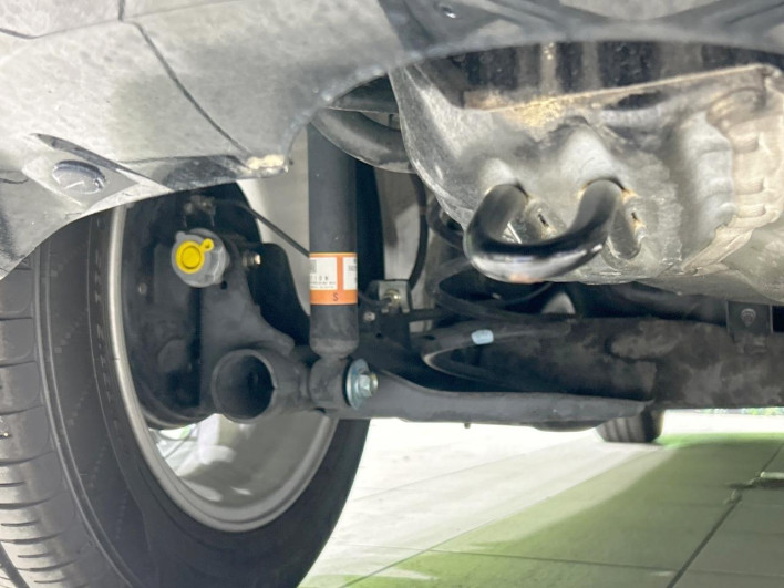 2018 Nissan Note DBA-E12 (UW-69f066a3b01cd)[23]