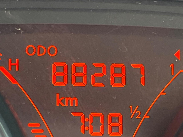 2018 Nissan Note DBA-E12 (UW-69f066a3bcf0e)[2]