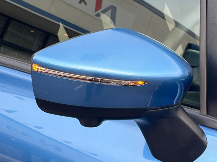 2018 Nissan Note DBA-E12 (UW-69f066a3bcf0e)[14]