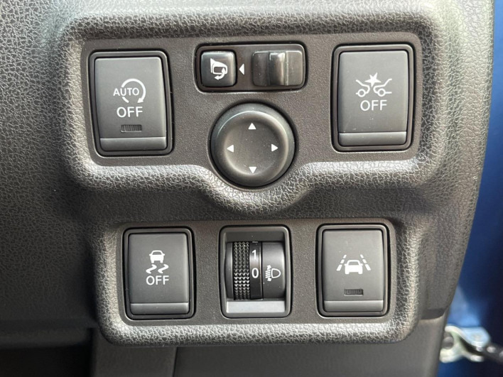 2018 Nissan Note DBA-E12 (UW-69f066a3bcf0e)[26]