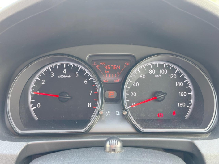 2019 Nissan Note DBA-E12 (UW-69f066a4e1418)[4]